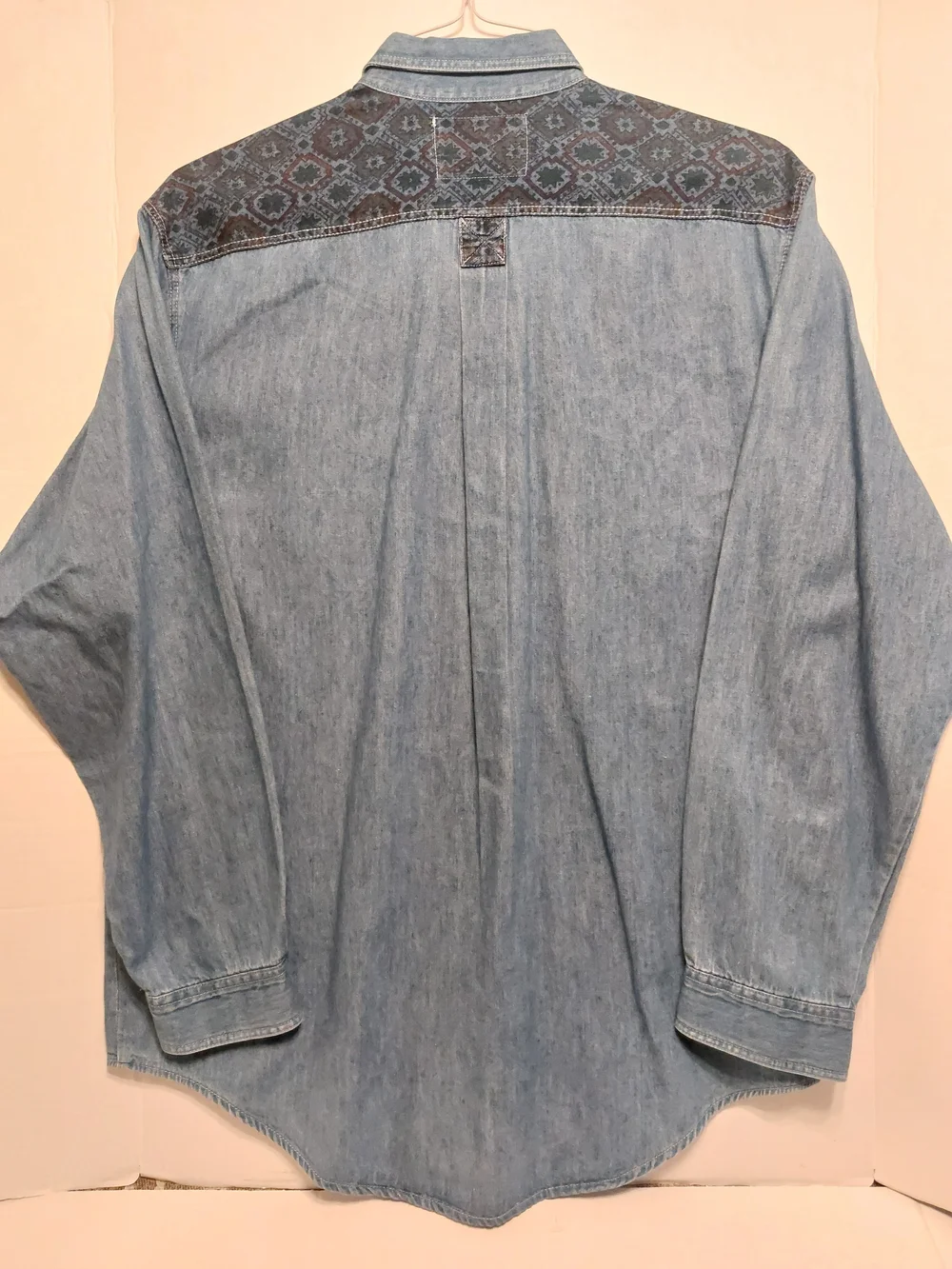 Vintage Levi's Light Blue Denim Shirt Jacket with Dark Patterned Yoke